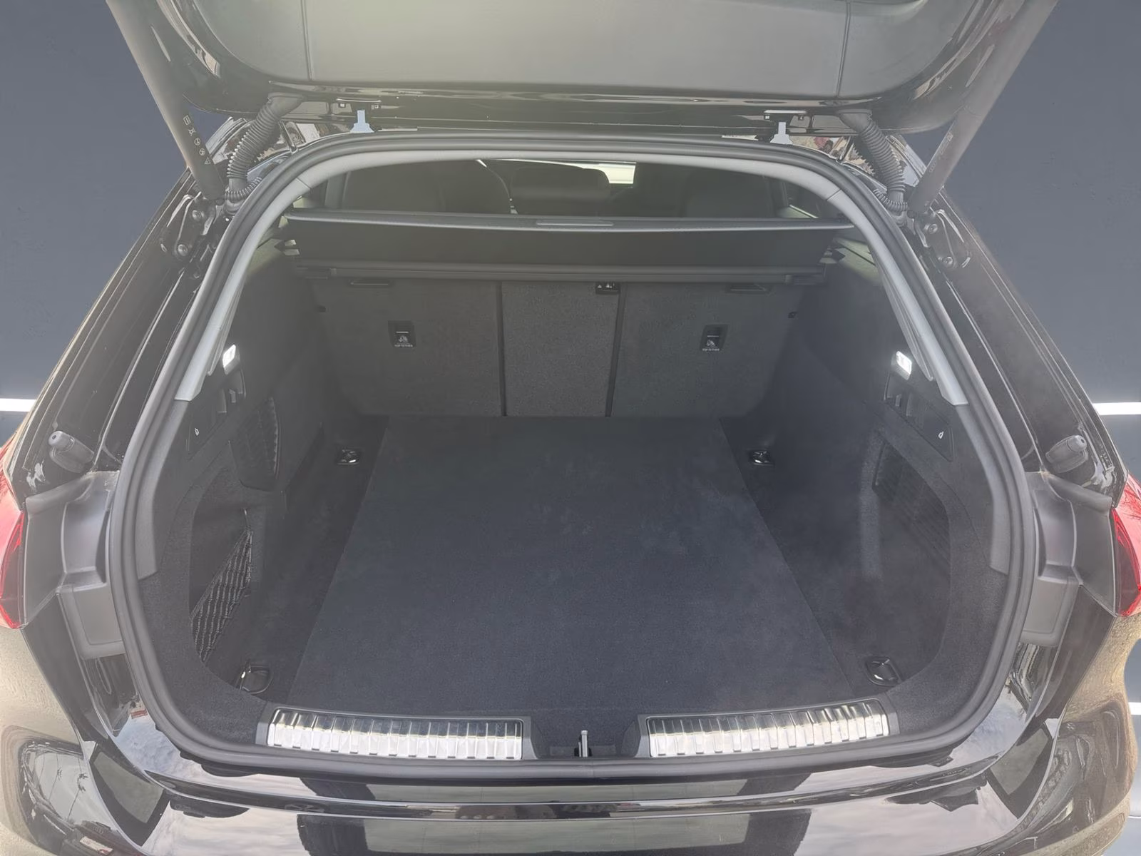 Avant TDI LED ACC S-Sitze Parkassist Kamera