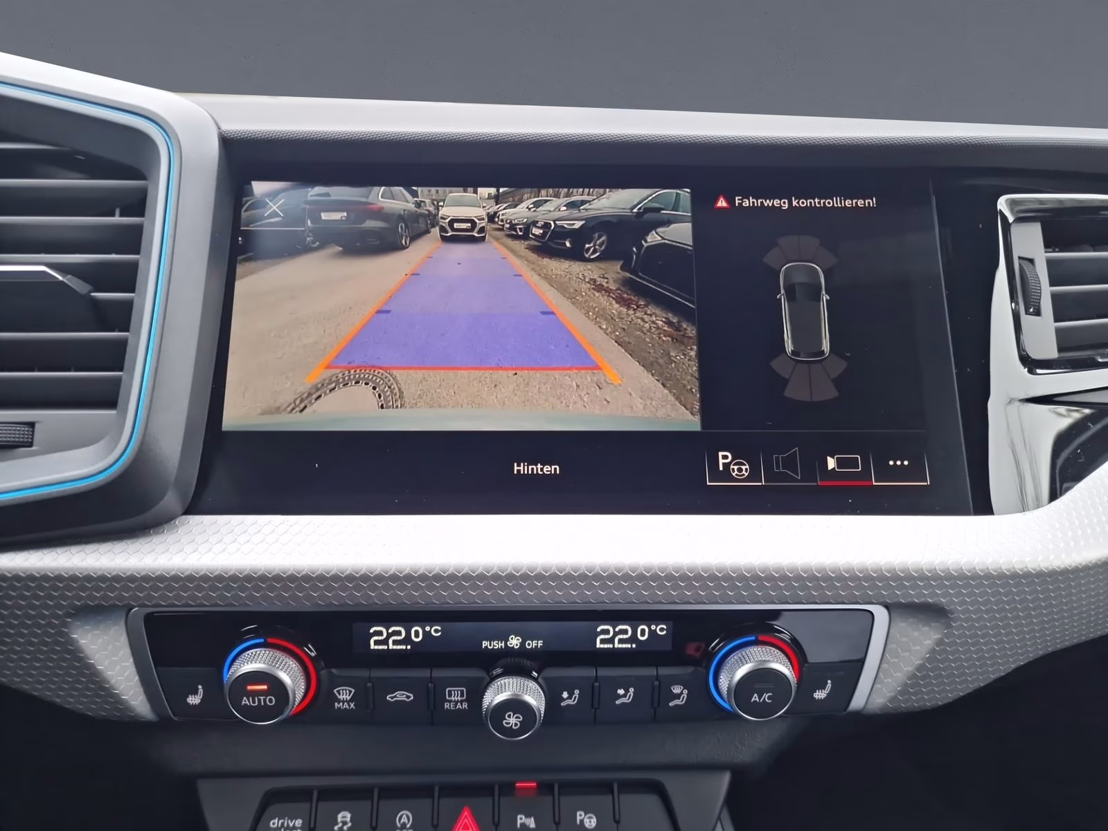 Sportback 30 TFSI S line LED KAMERA ACC NAVI+