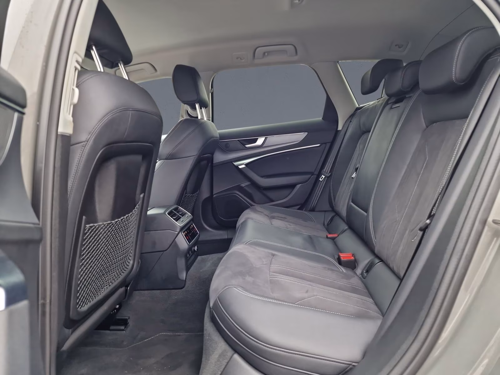 Avant 35 TDI AHK ACC Sportsitze SHZ advanced