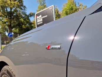 Limousine TFSI S line edition one Tech+ AHK 1