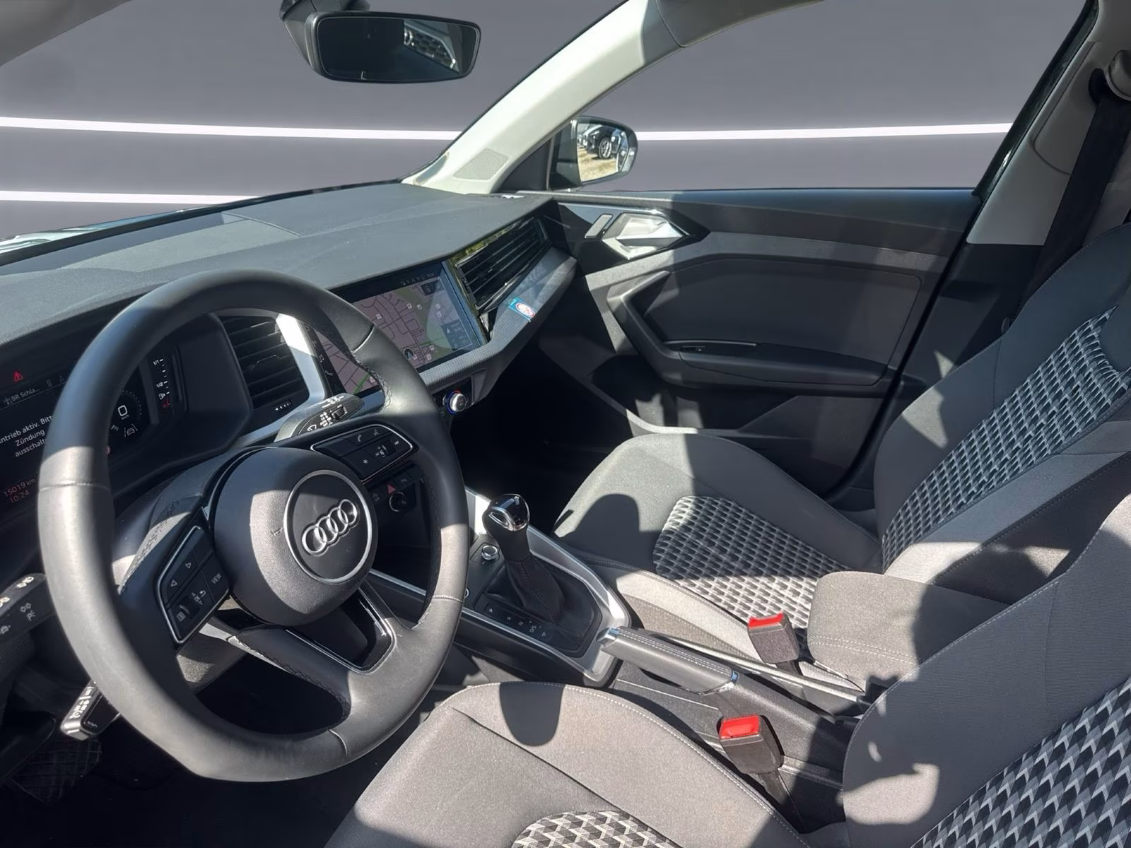 Sportback 35 TFSI S line NAVI+ LED 17" PDC+