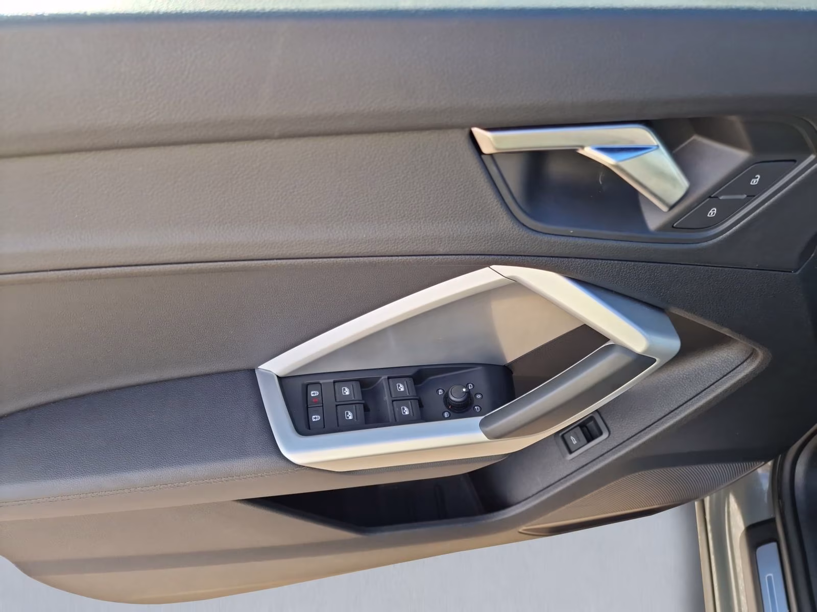 Sportback 35 TDI S line ACC Kamera S-Sitz 18"