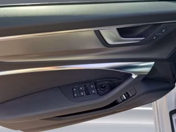Avant 50 TFSI e qu STHZG Optik-schwarz sport