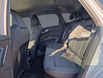 40 AHK S-Sitz MATRIX STHZG Kam HuD 21"