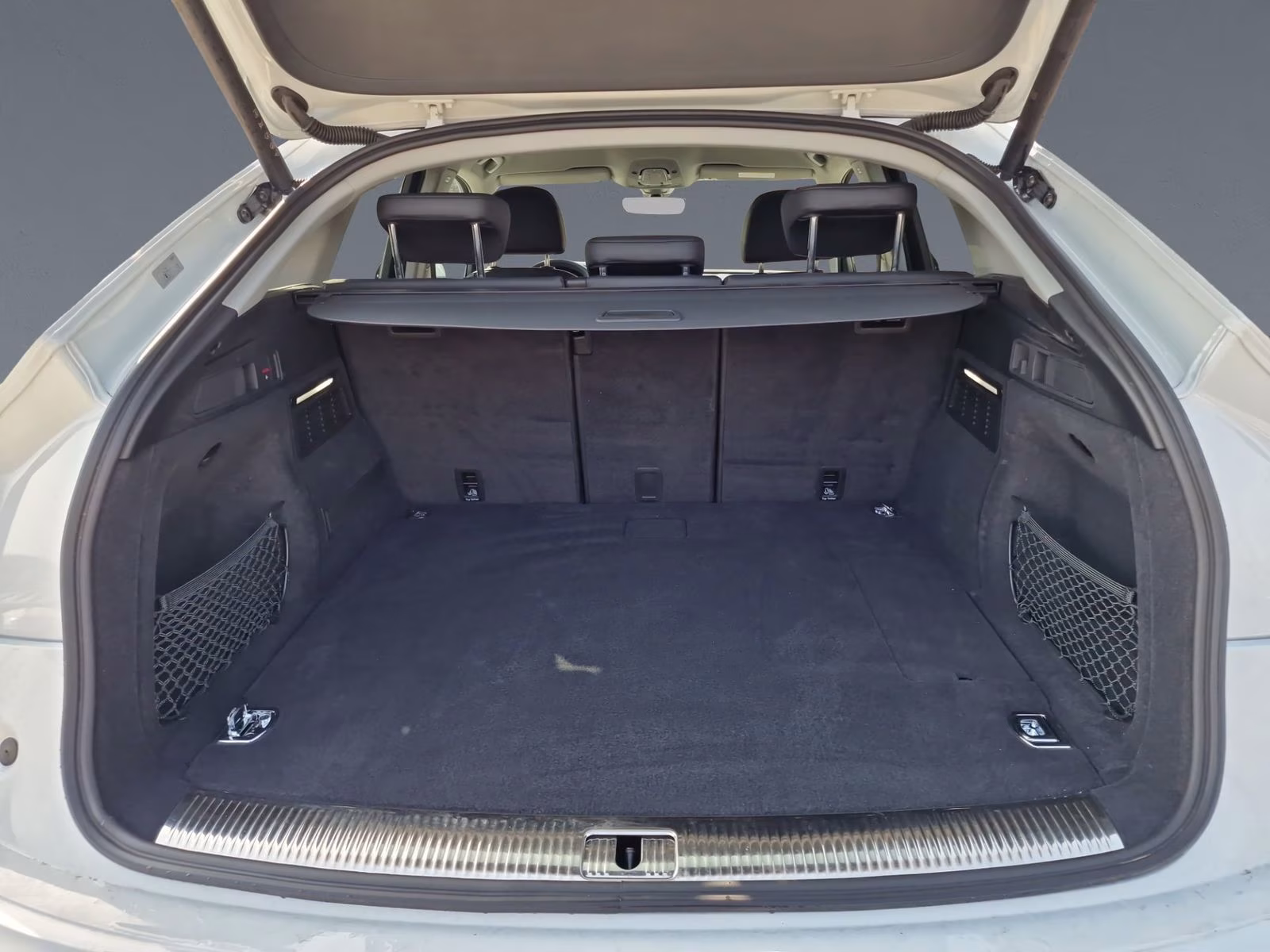 Sportback 50 TFSI e qu AHK Leder HuD