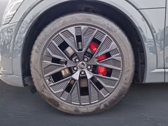 Sportback 55 qu edition S line HuD 21"