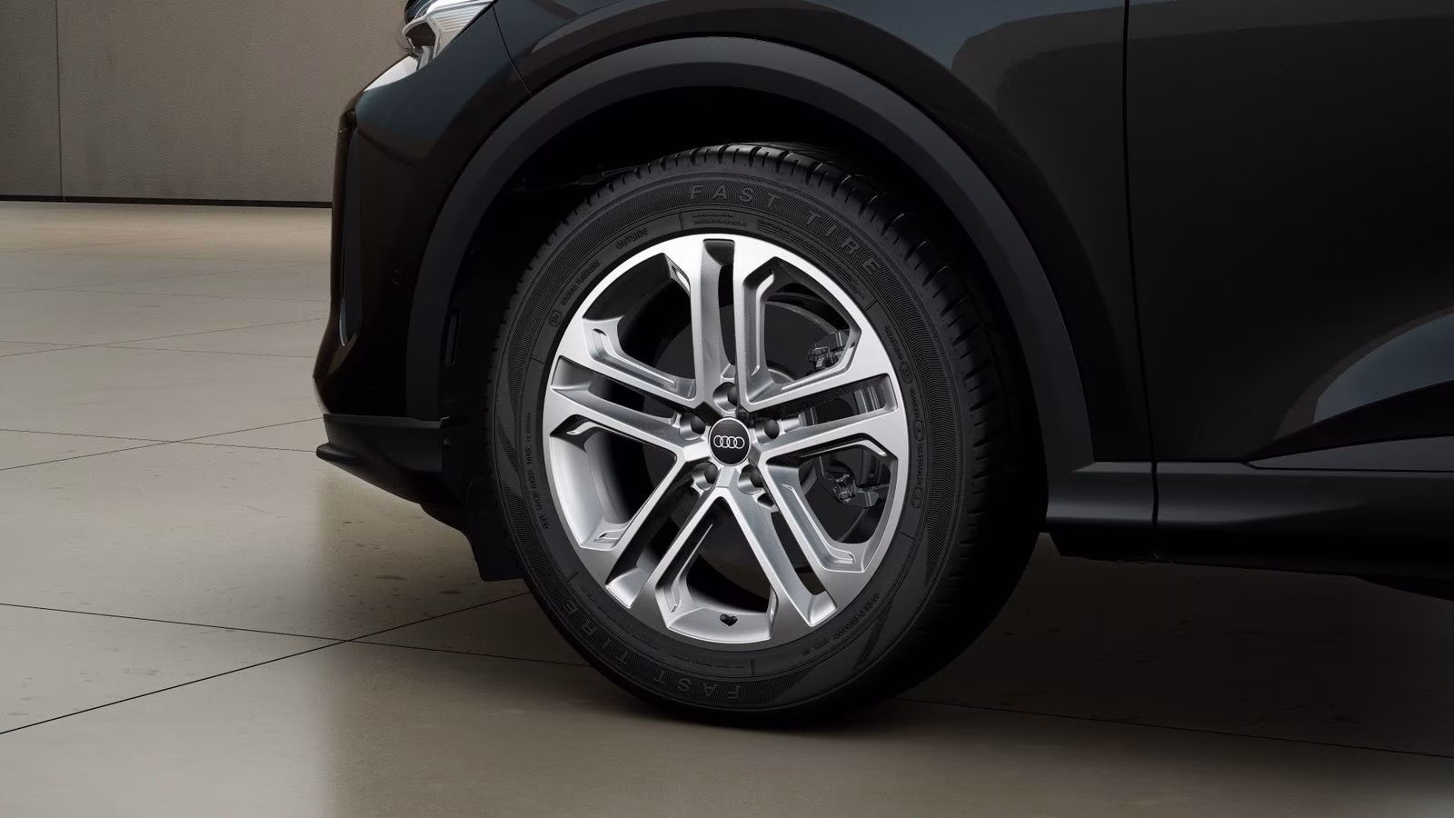 TFSI Tech AHK S-Sitze LED+ PDC Kamera ACC 19"