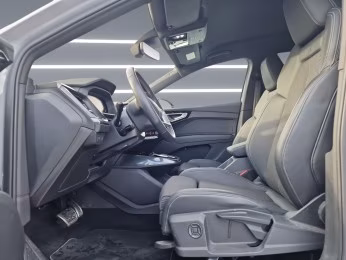 Q4 Sportback e-tron 40 S line Kam. ACC advanced