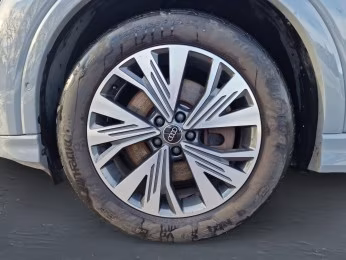Q4 Sportback e-tron 40 S line Kam. ACC advanced