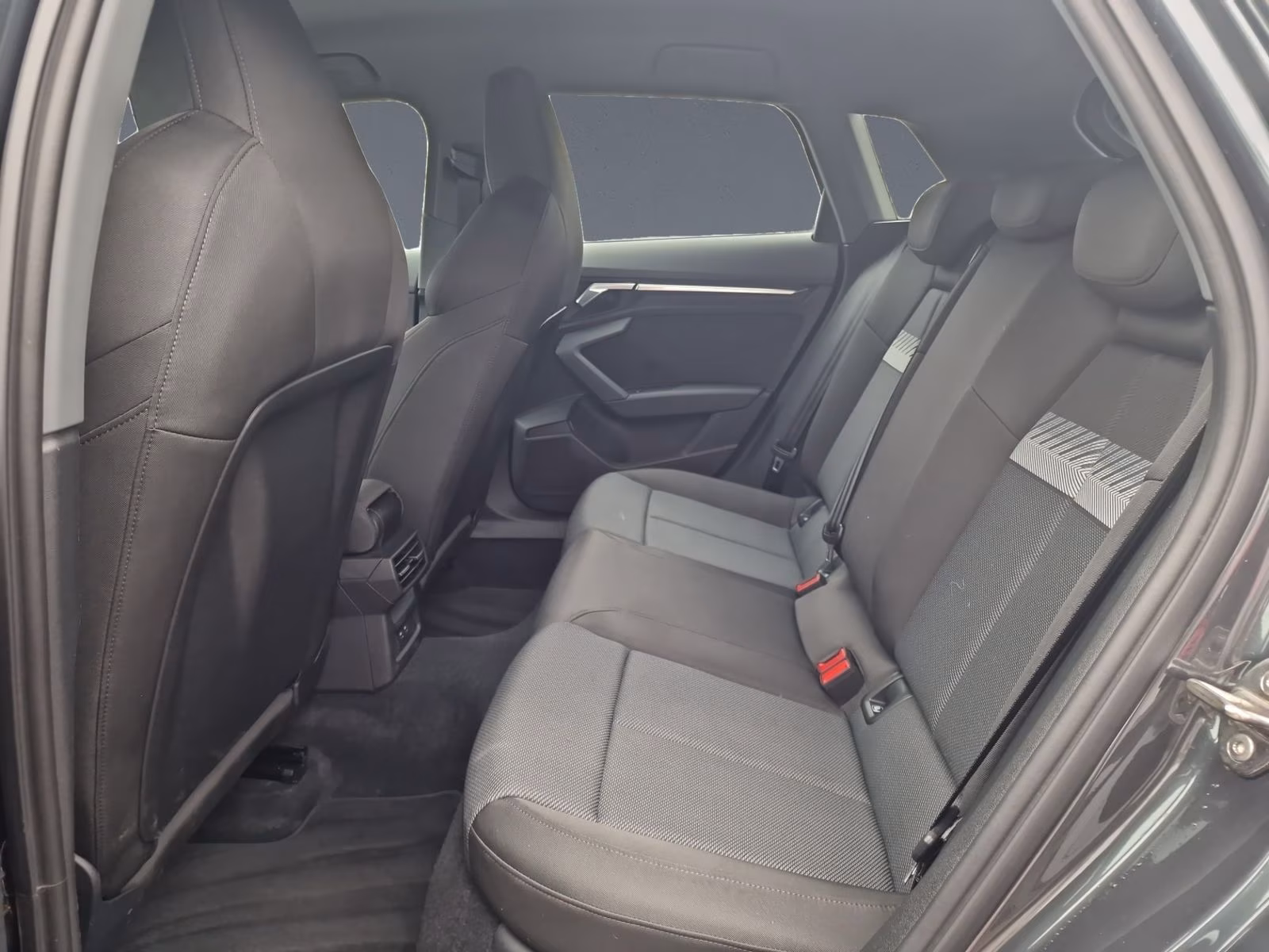 Sportback 35 TDI S-Sitz AHK NAVI PDC virtual+