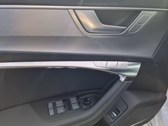 Avant TDI Allradlenk AHK Pano 360° MATRIX 21"