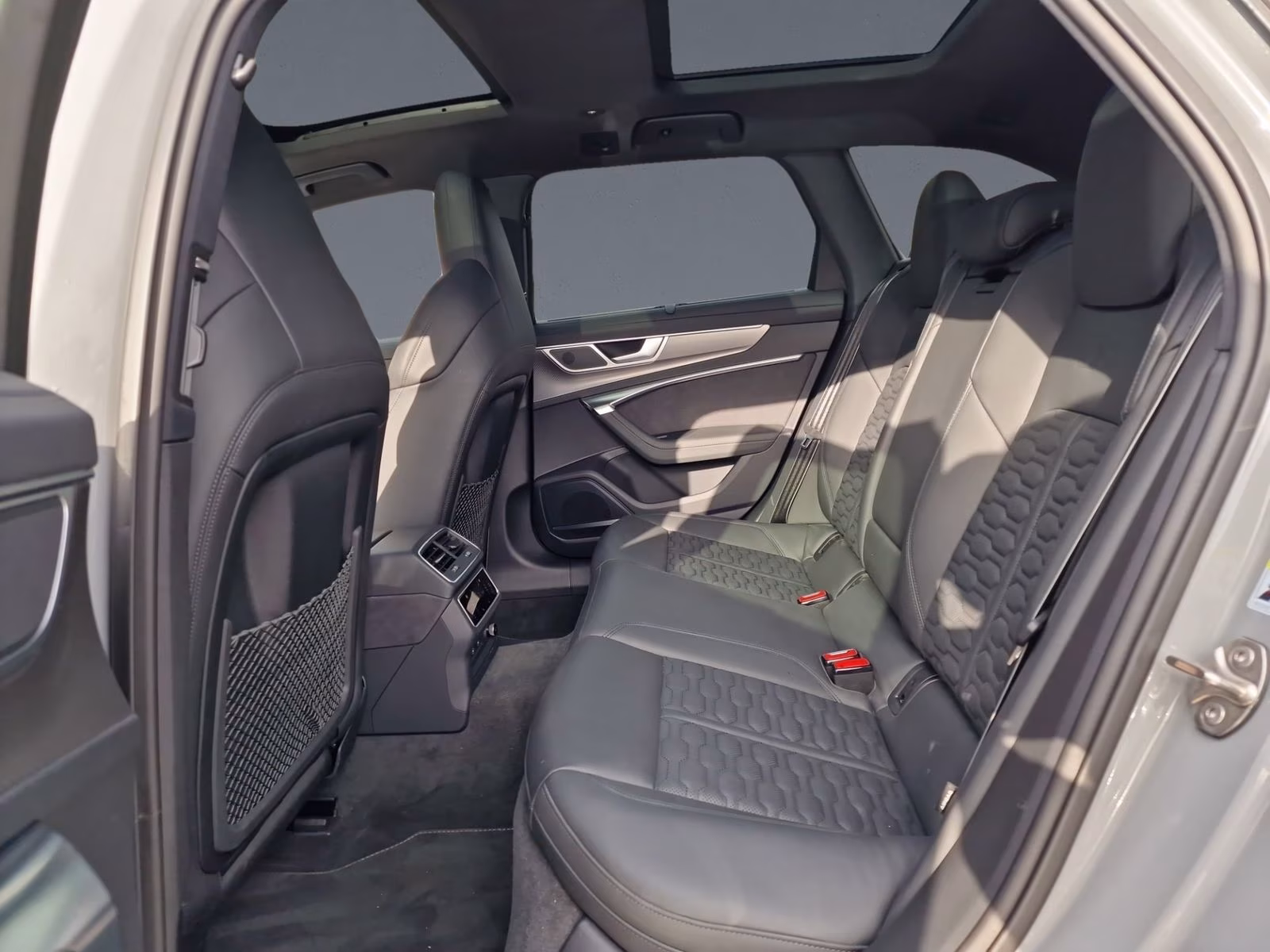 Avant performance AHK PANO STHZG B&amp;O LASER