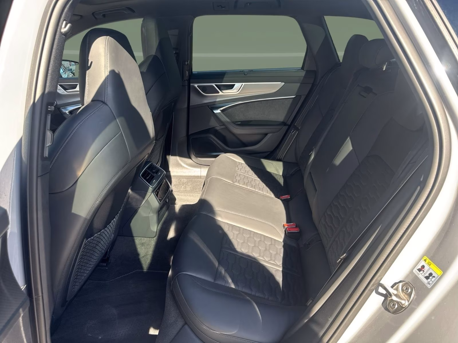 Avant performance AHK PANO STHZG B&amp;O LASER