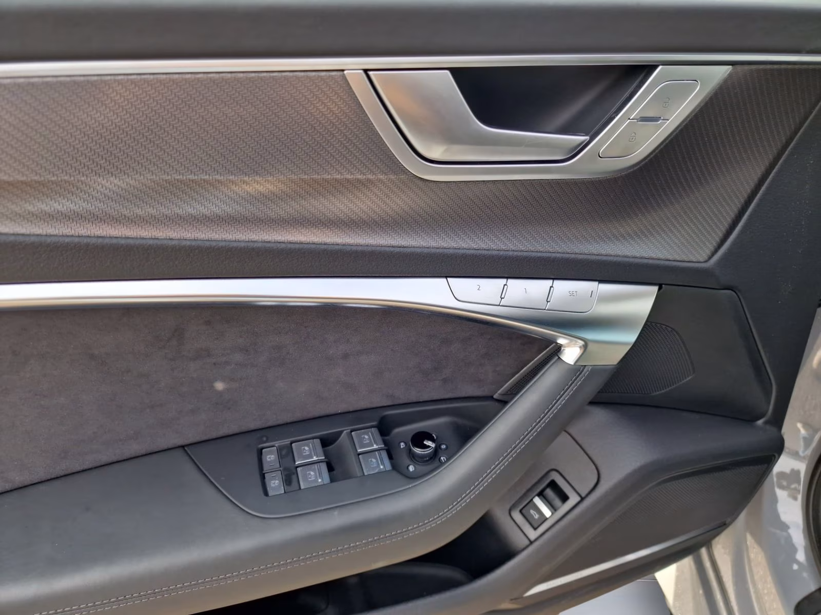 Avant performance AHK PANO STHZG B&amp;O LASER