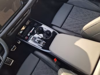Audi A5 Avant e-hybrid qu edition one Tech pro MATRIX