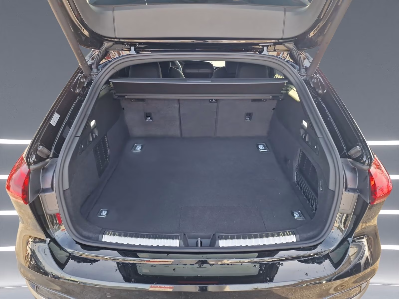 Audi A5 Avant e-hybrid qu edition one Tech pro MATRIX