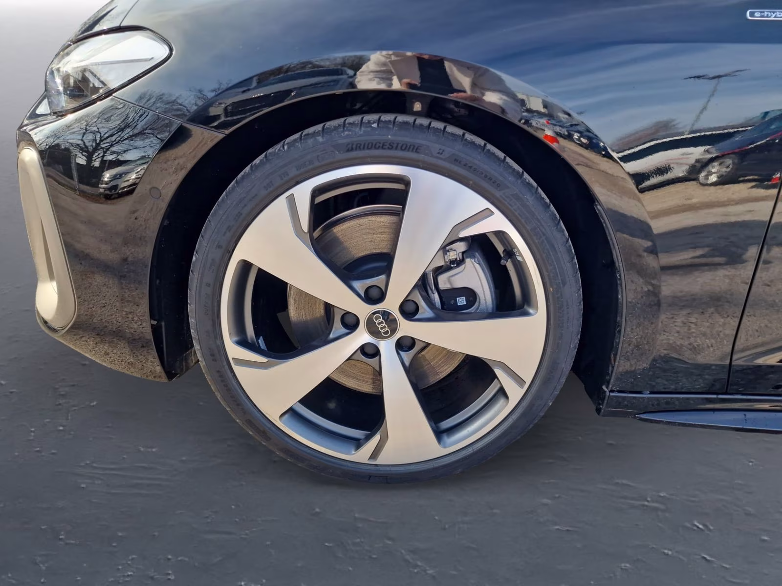 Audi A5 Avant e-hybrid qu edition one Tech pro MATRIX