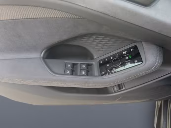 Avant TDI qu edition one PANO AHK STHZG 21"