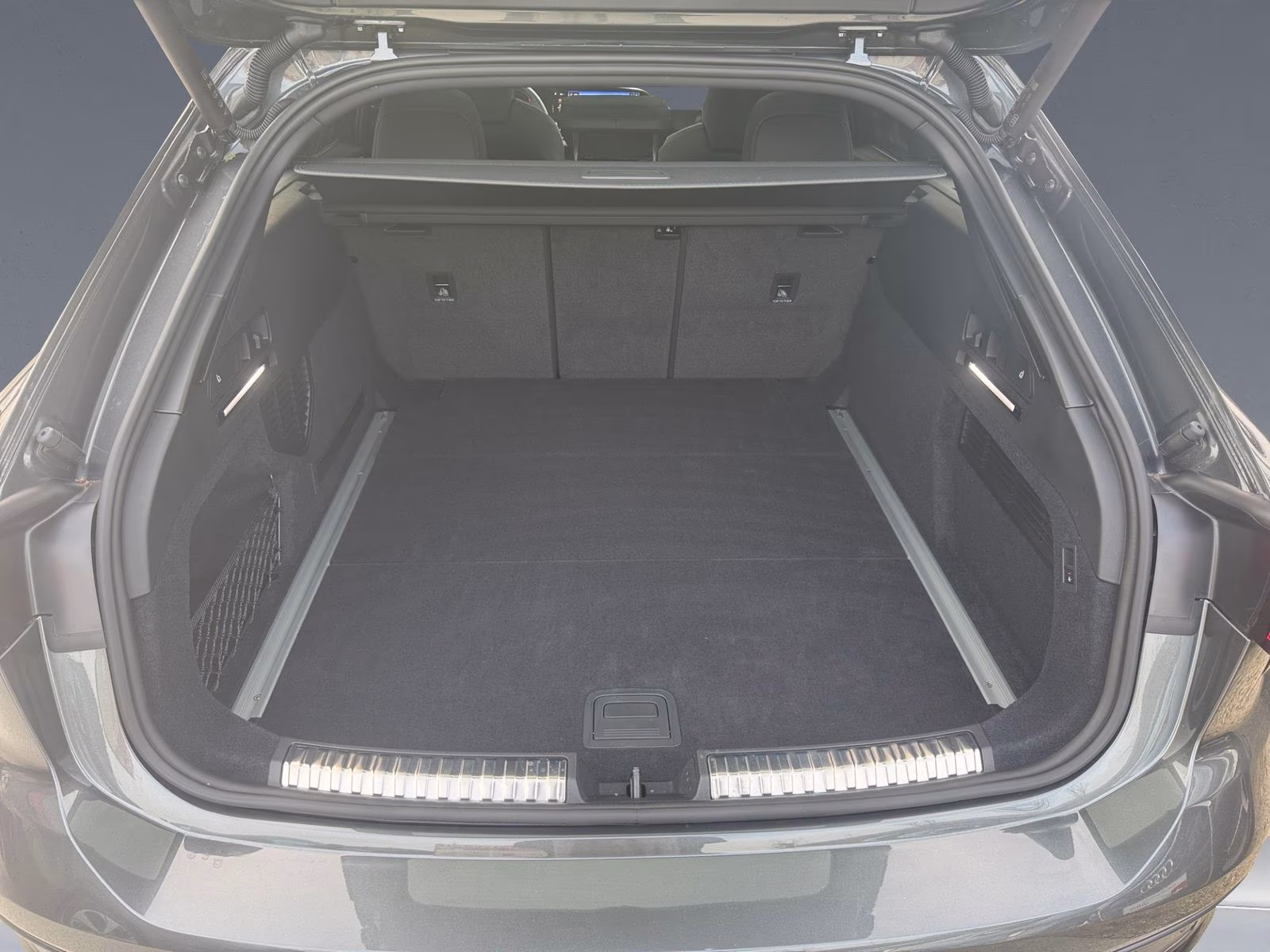 Avant TDI qu edition one PANO AHK STHZG 21"