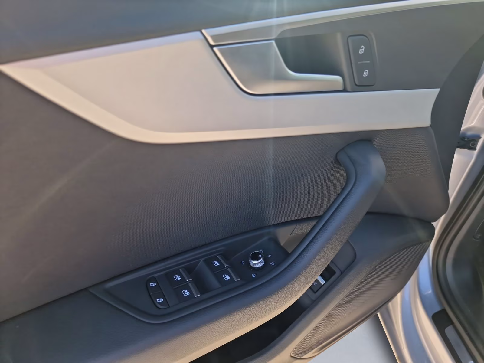 Avant 30 TDI STHZG LED NAVI+ ACC Virtual Kam