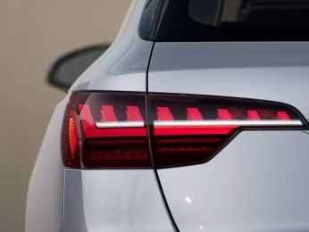 Avant 30 TDI STHZG LED NAVI+ ACC Virtual Kam