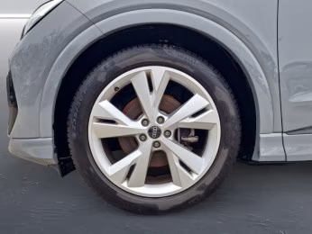 Q4 Sportback e-tron 35 S line NAVI PDC STHZG 20"