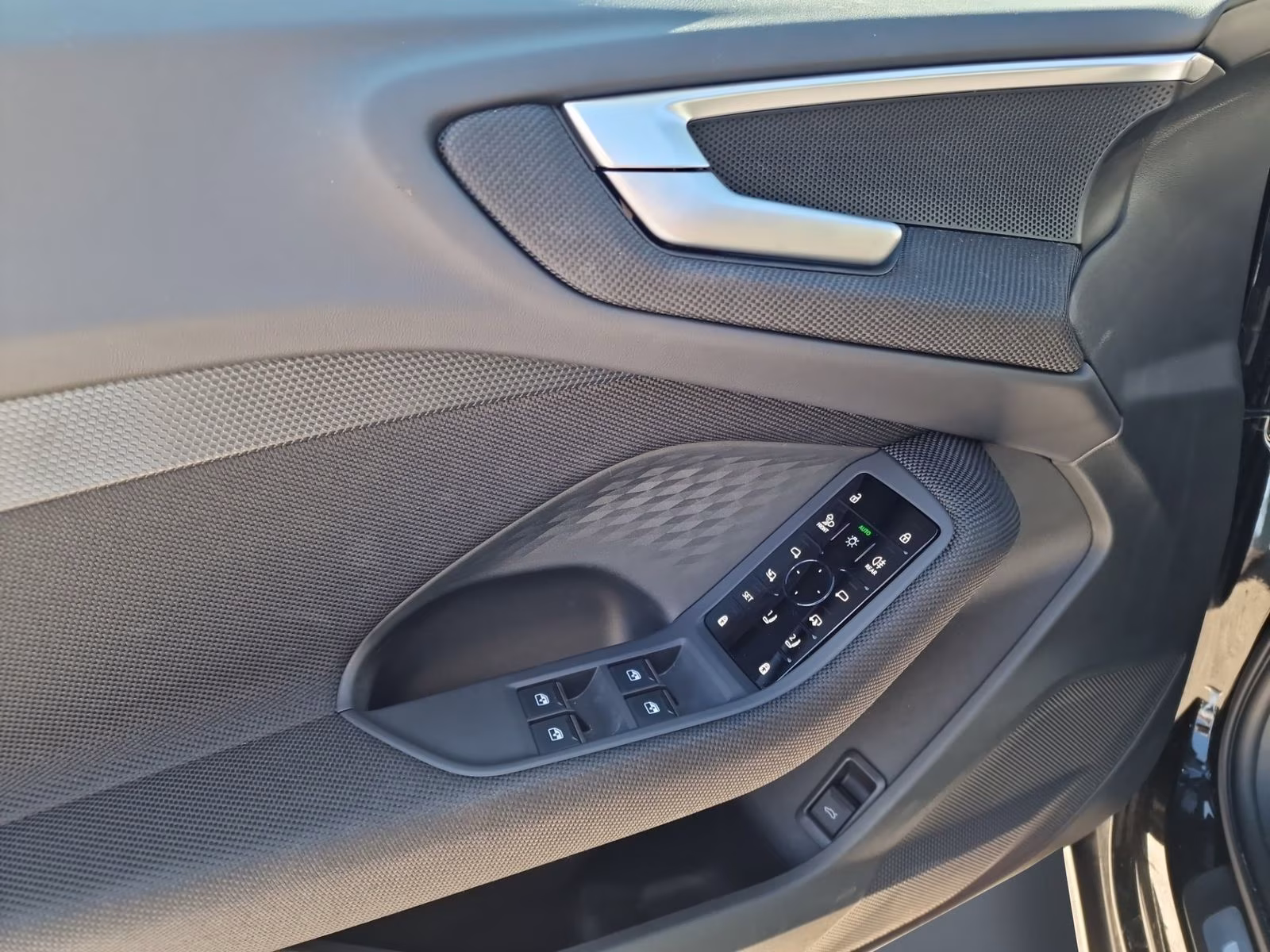 Avant TDI Tech AHK PANO Kamera Memory LED 19"