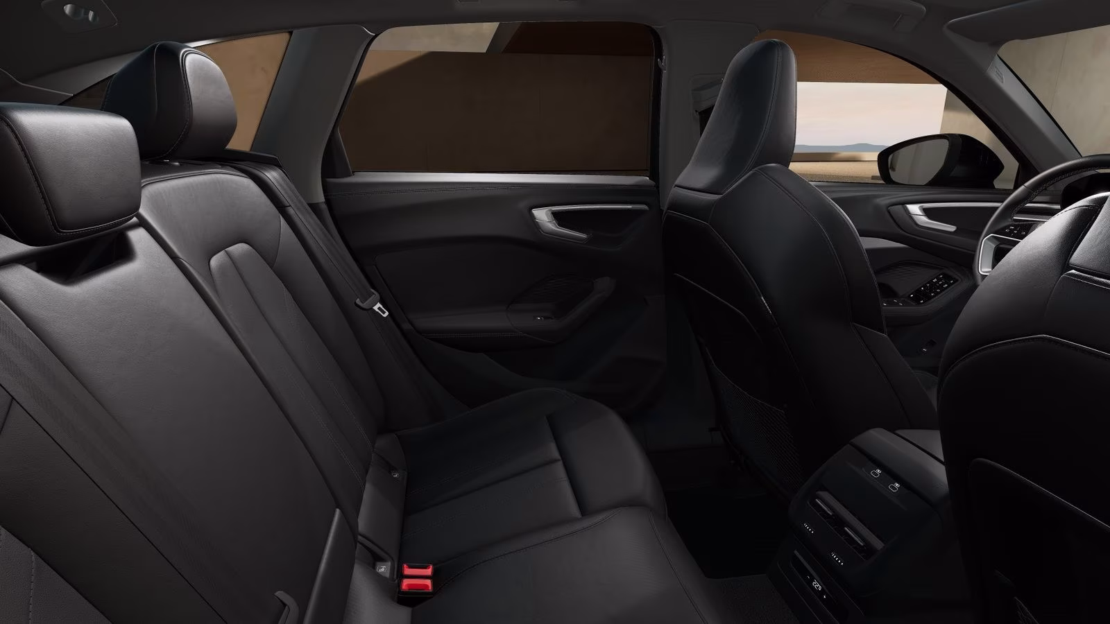 Avant TDI qu Tech AHK PANO Kamera PDC LED 18"