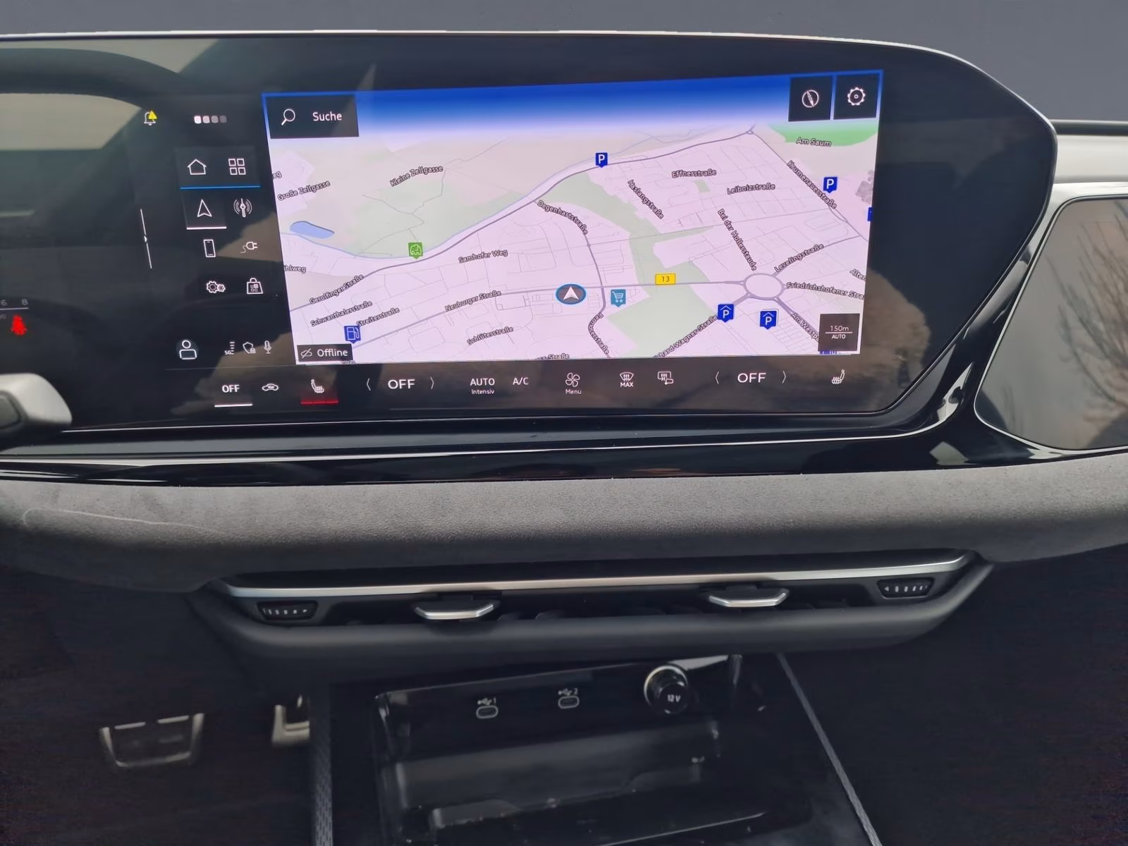 Limousine e-hybrid qu Tech pro AHK PANO 360°