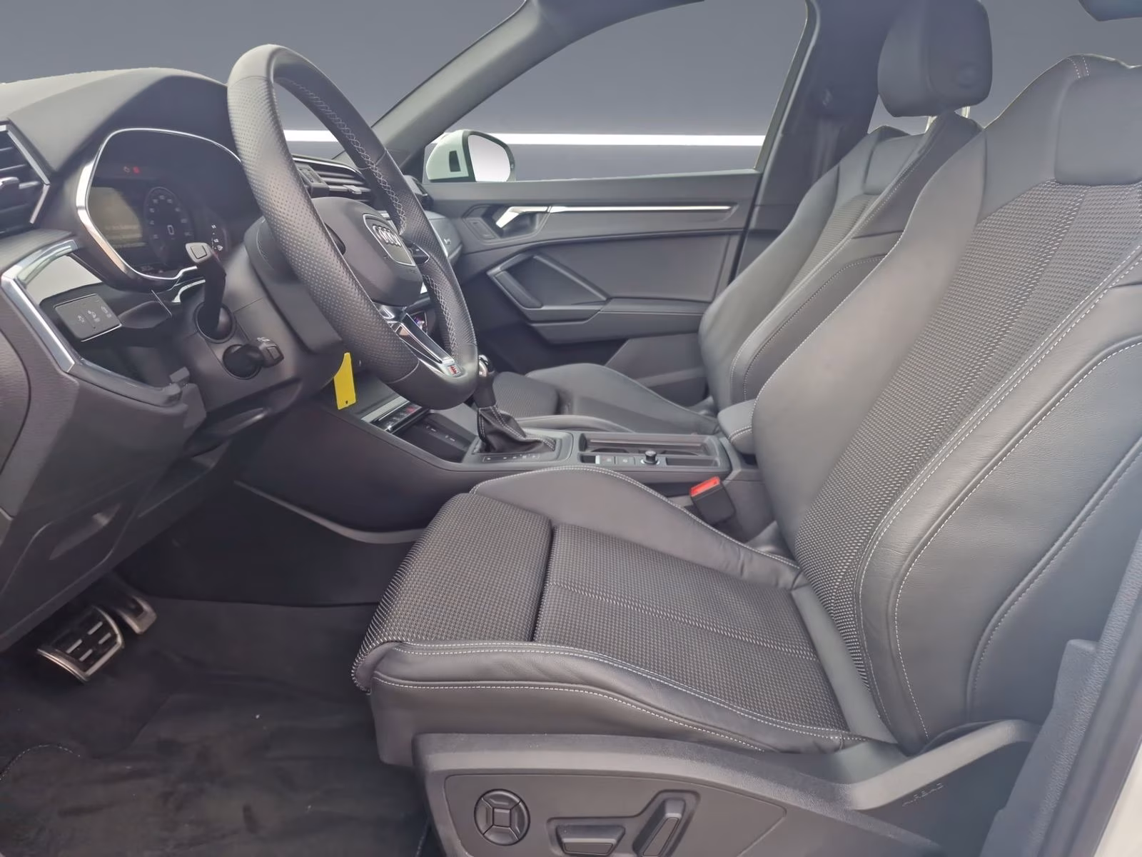 40 TFSI qu S line 360° AHK NAVI+ LED ACC 18"