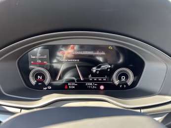 Audi Q5 55 TFSI e qu S line AHK PANO MATRIX 360° 21"
