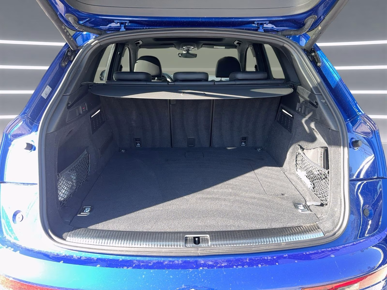 Audi Q5 55 TFSI e qu S line AHK PANO MATRIX 360° 21"