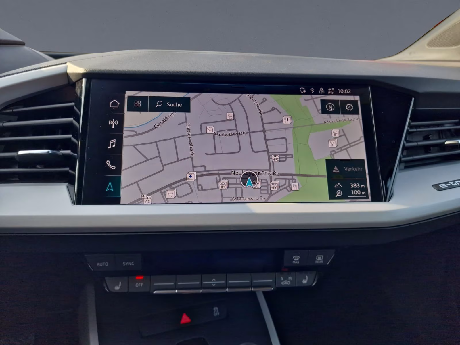 40 AHK NAVI+ LED SHZ Virtual STHZG 19"