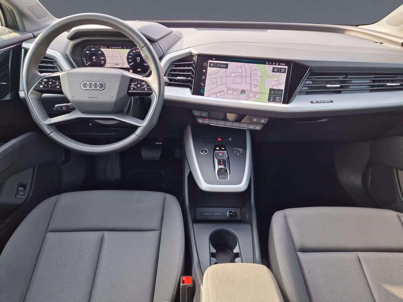 40 AHK NAVI+ LED SHZ Virtual STHZG 19"