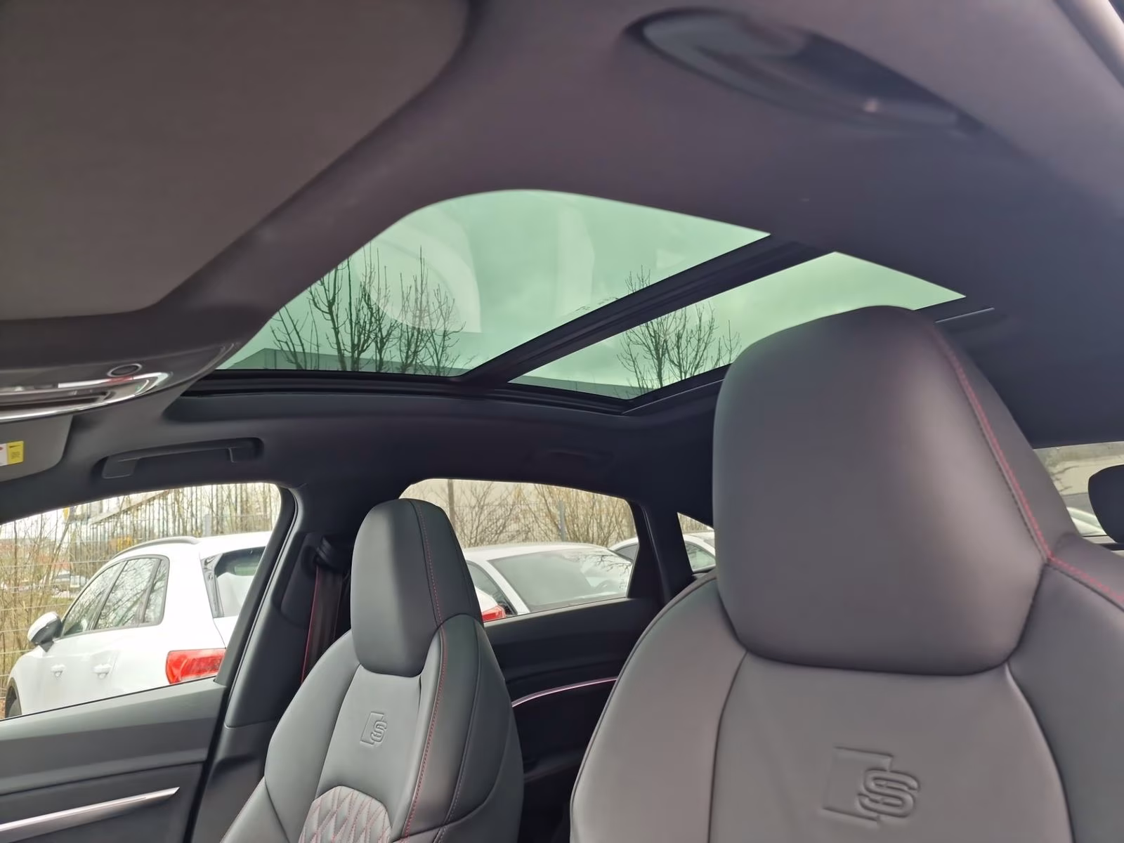 Sportback qu LUFT S-Sitze+ AHK PANO