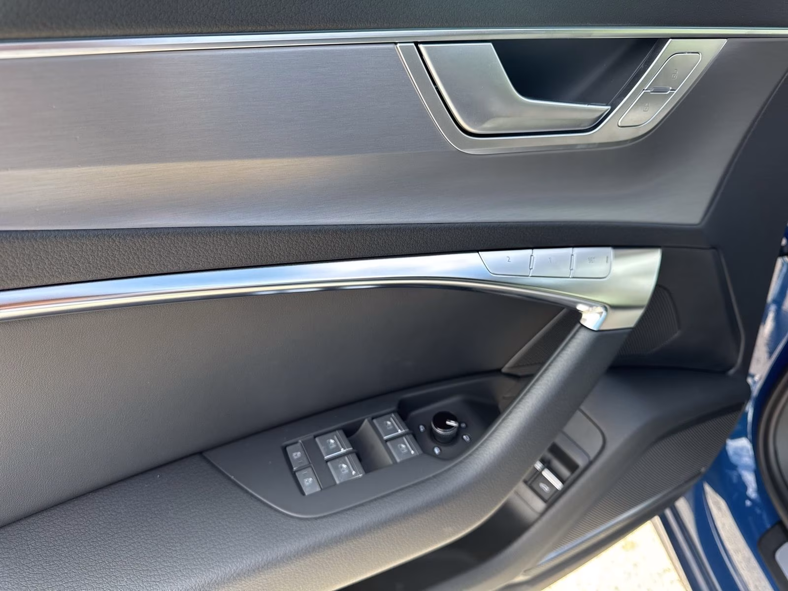 Avant 55 TFSI e qu S line AHK Massage B&amp;O 21"