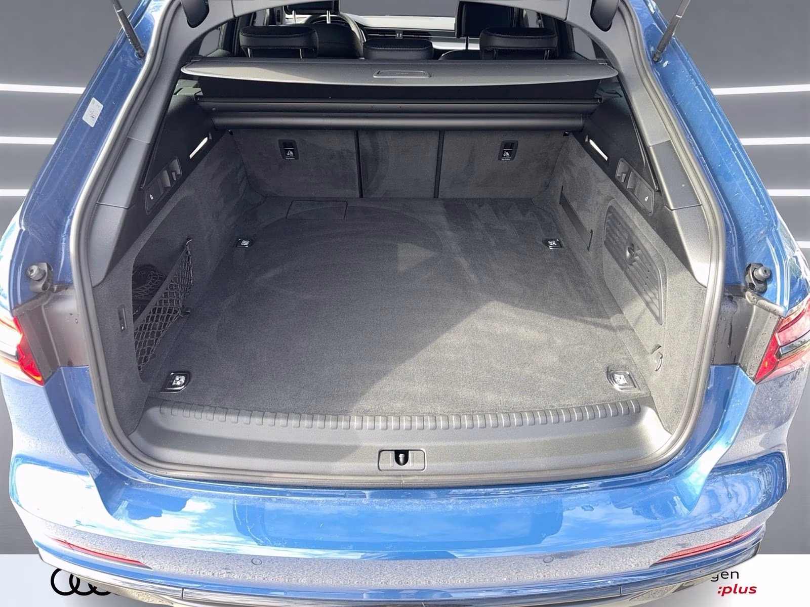 Avant 55 TFSI e qu S line AHK Massage B&amp;O 21"