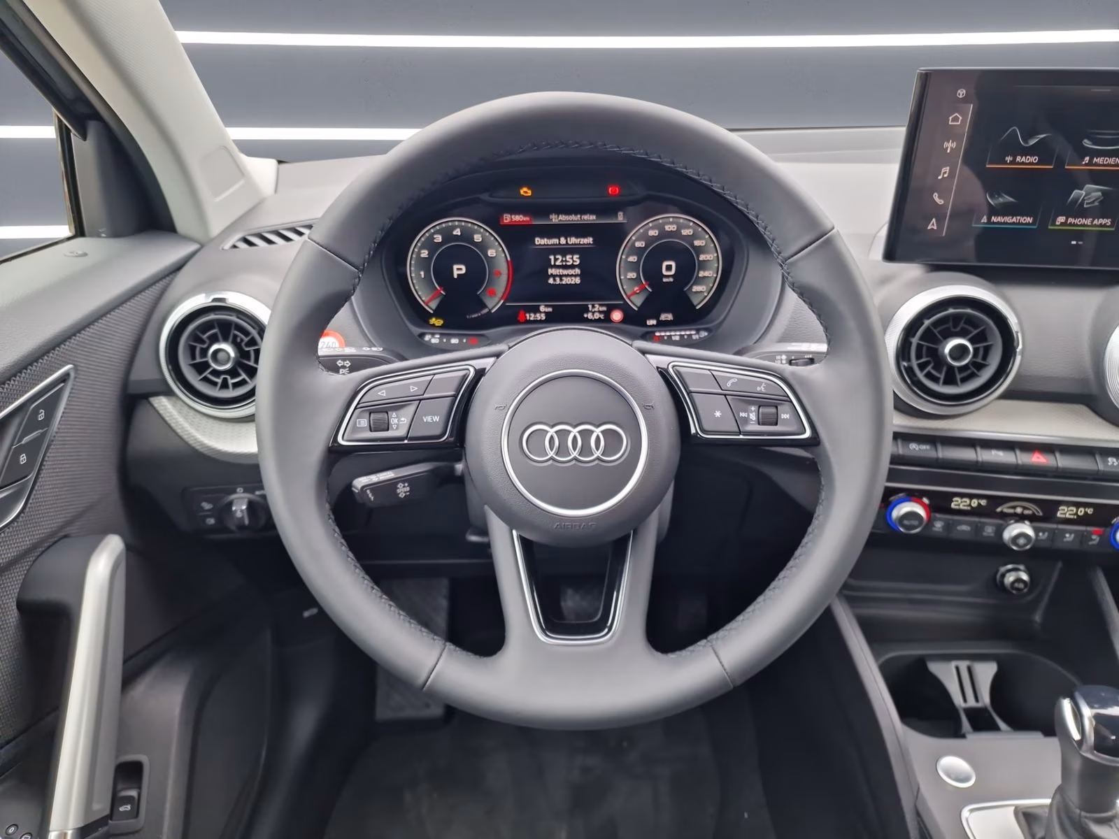 Audi Q2 35 TFSI S line AHK MATRIX KAMERA PDC+ SHZ 17"