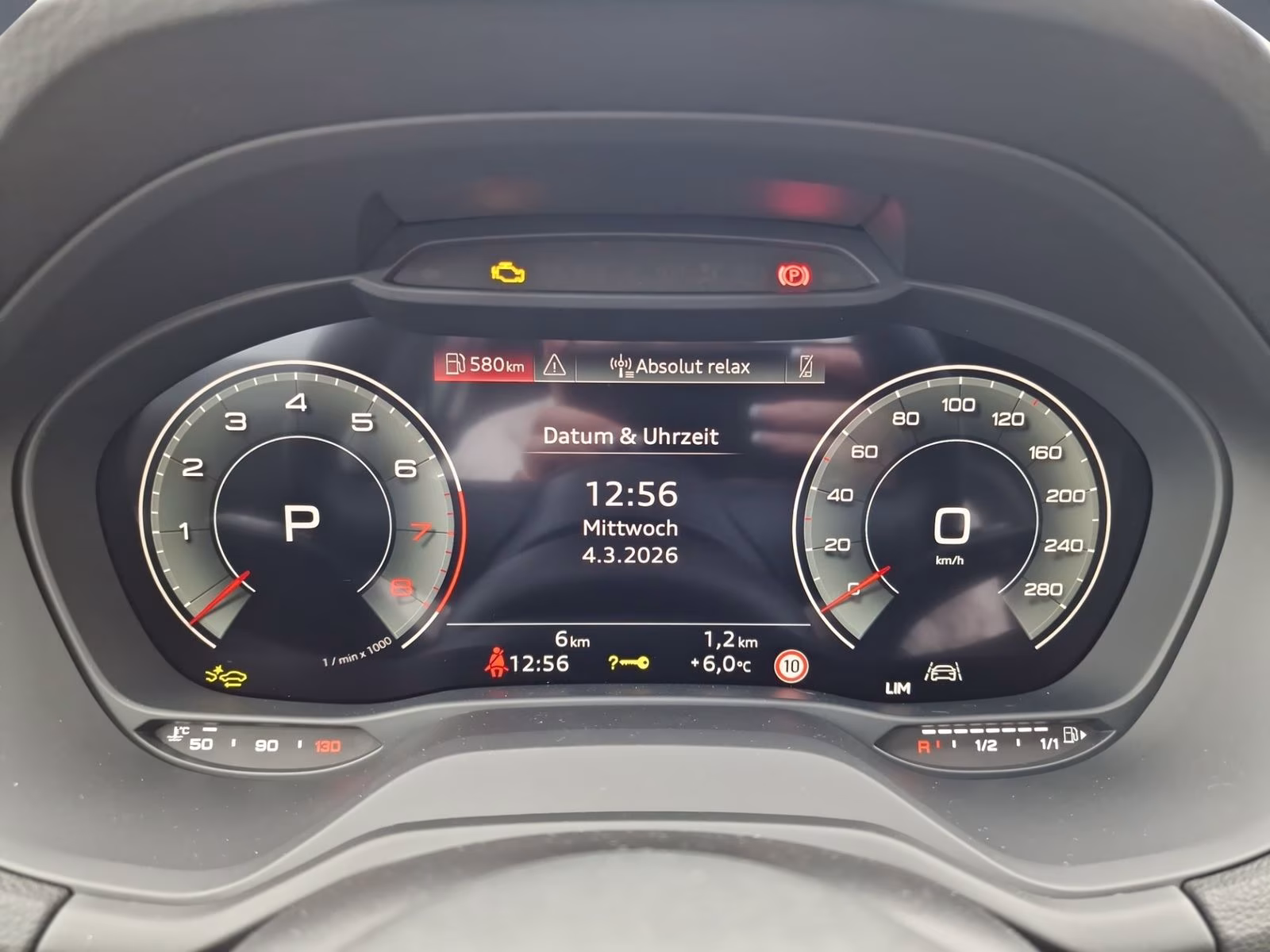 Audi Q2 35 TFSI S line AHK MATRIX KAMERA PDC+ SHZ 17"