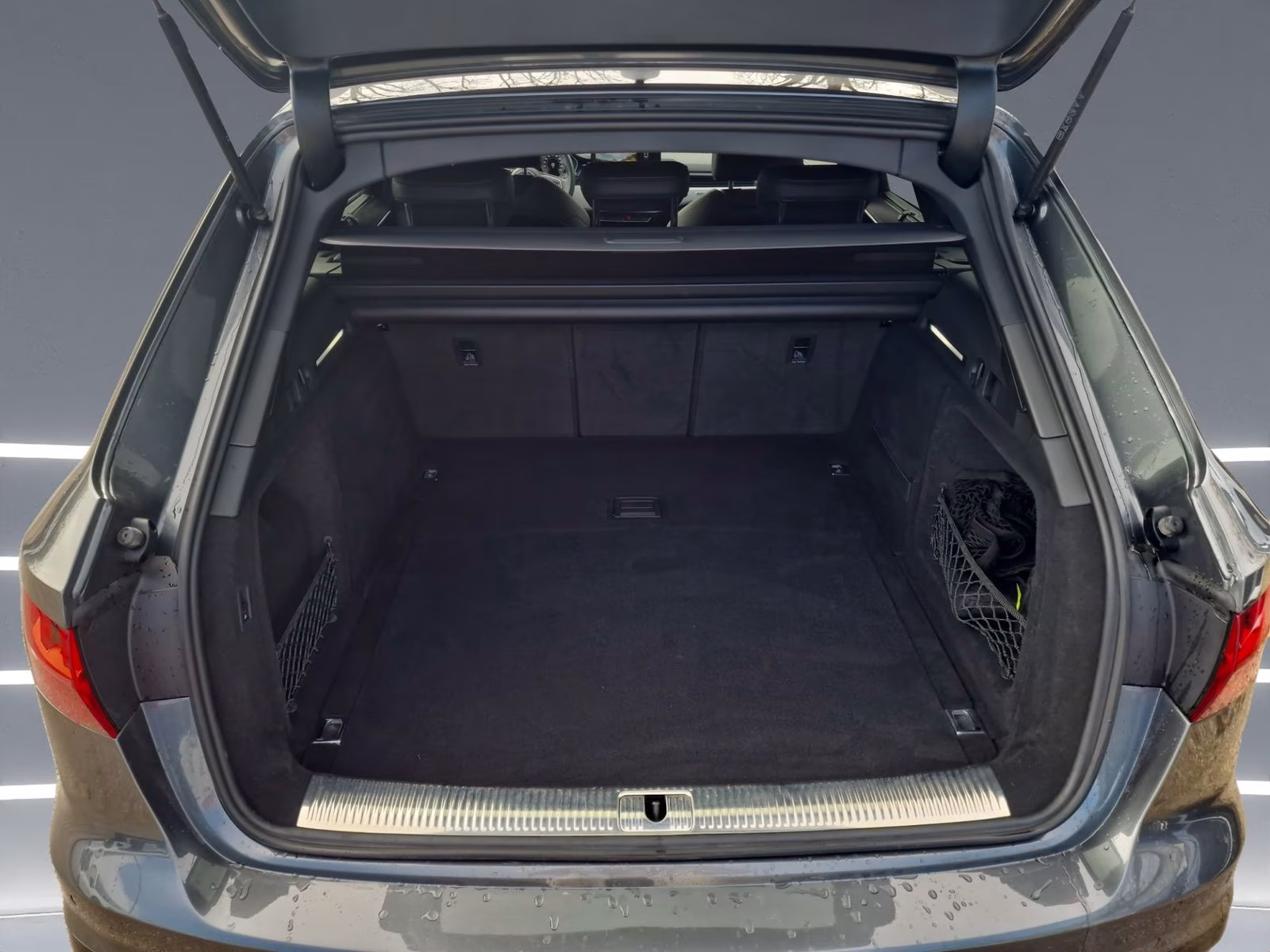 Avant 50 TDI qu S line competition MATRIX AHK