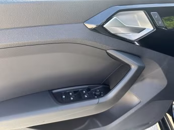 Sportback 30 TFSI Optik-schw.+ NAVI+ advanced