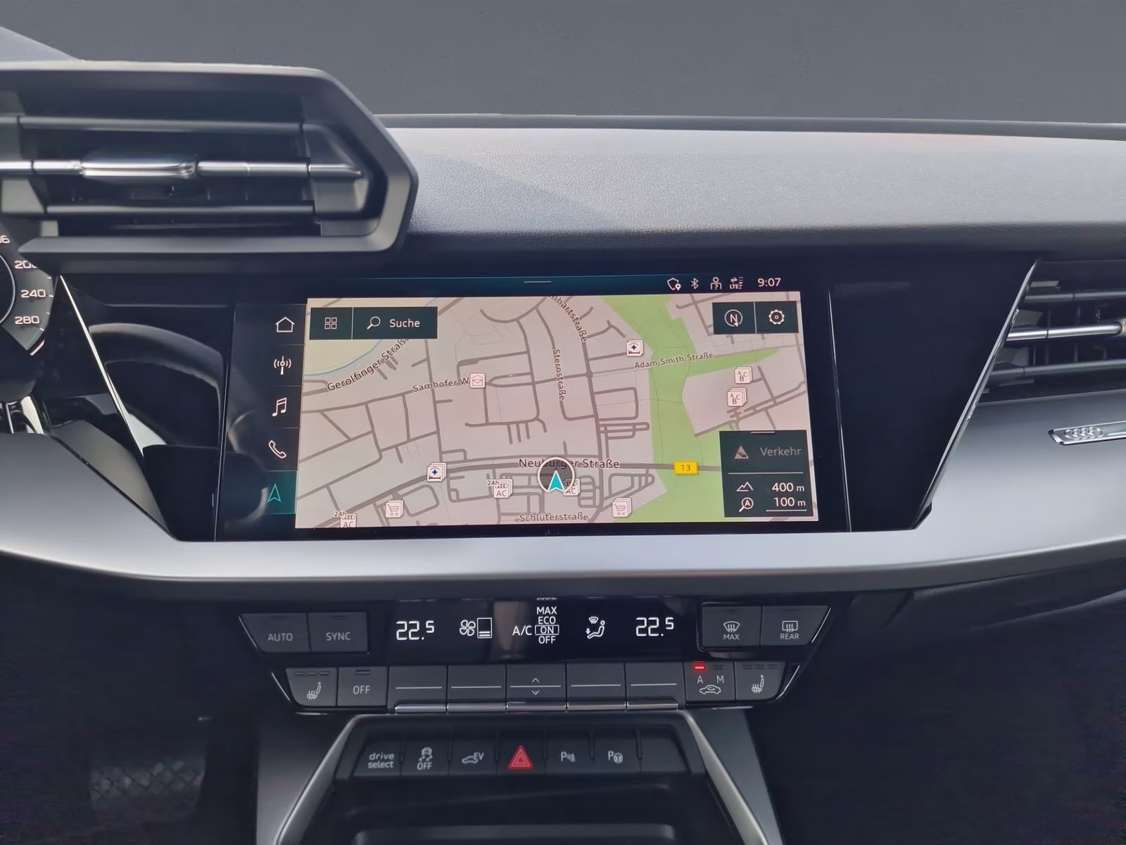 Sportback 40 TFSI e NAVI+ PDC SHZ Virtual 17"