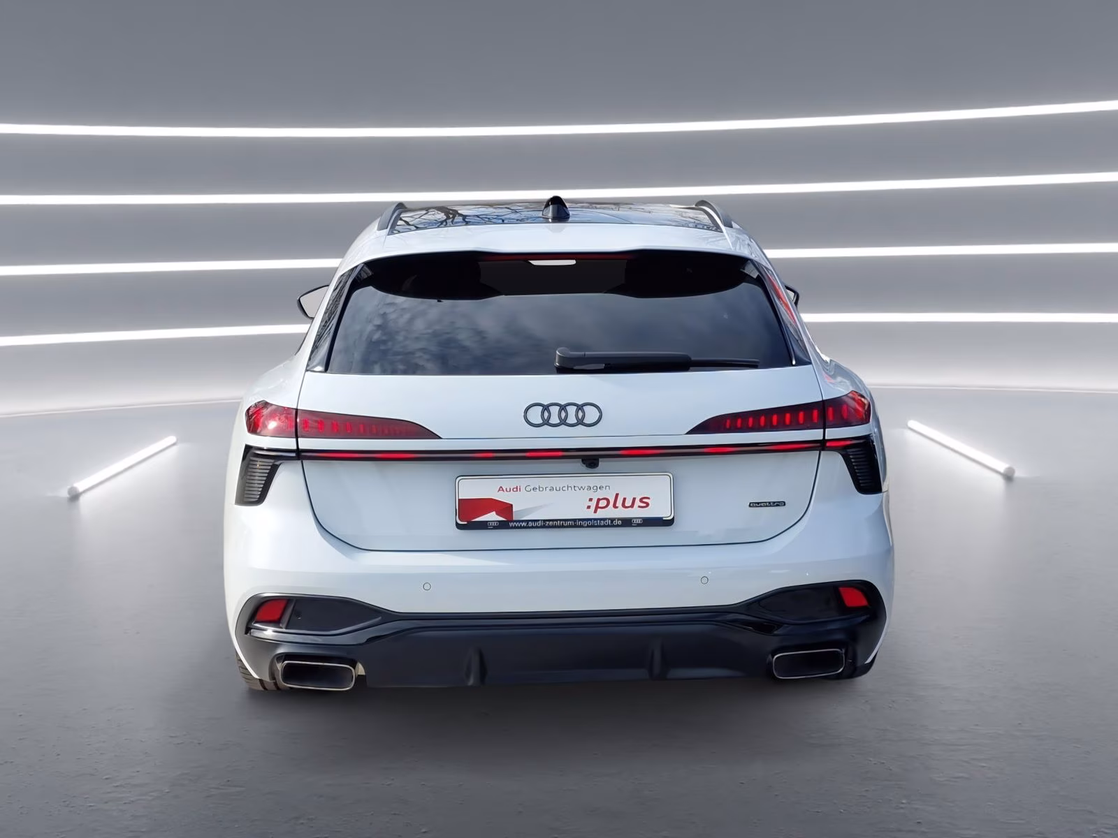 Avant e-hybrid qu edition one Tech+ PANO AHK