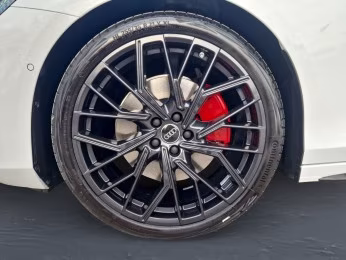 Avant e-hybrid qu edition one Tech+ PANO AHK