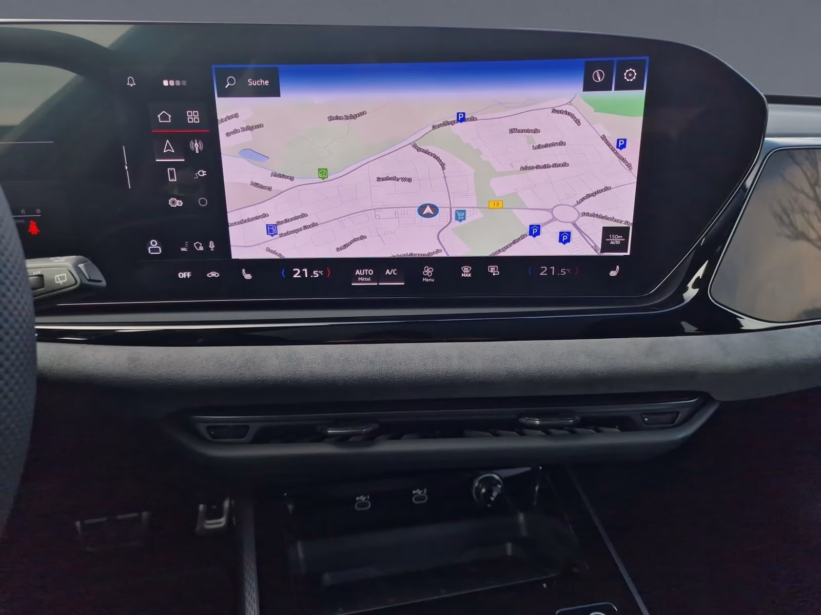 Avant e-hybrid qu edition one Tech+ PANO AHK