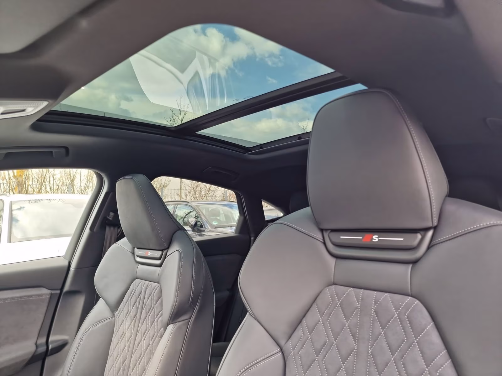 Q6 Sportback e-tron qu S line Tech+ MATRIX AHK