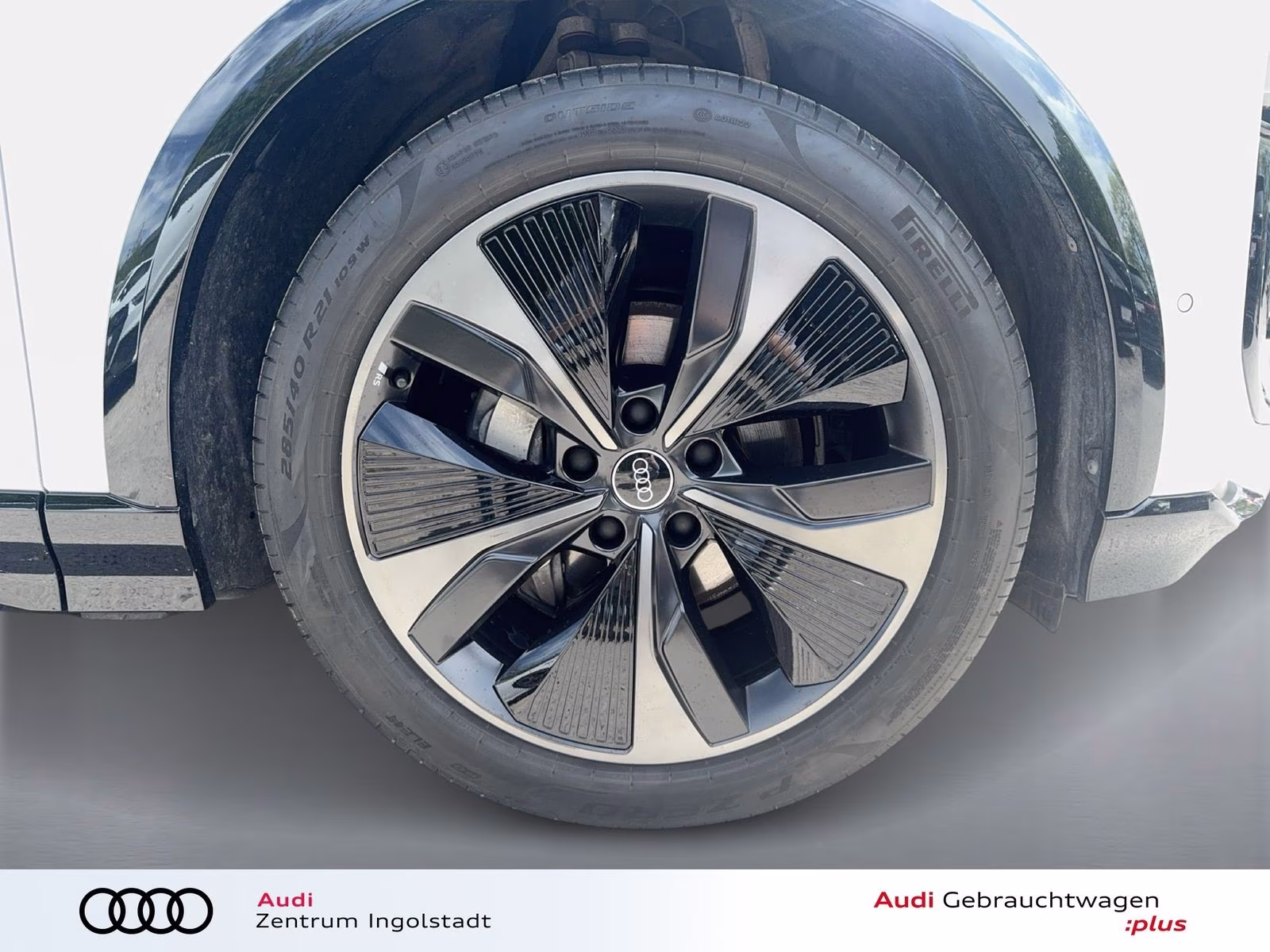 Audi Q6 e-tron qu S line Tech+ MATRIX AHK ACC MEMORY