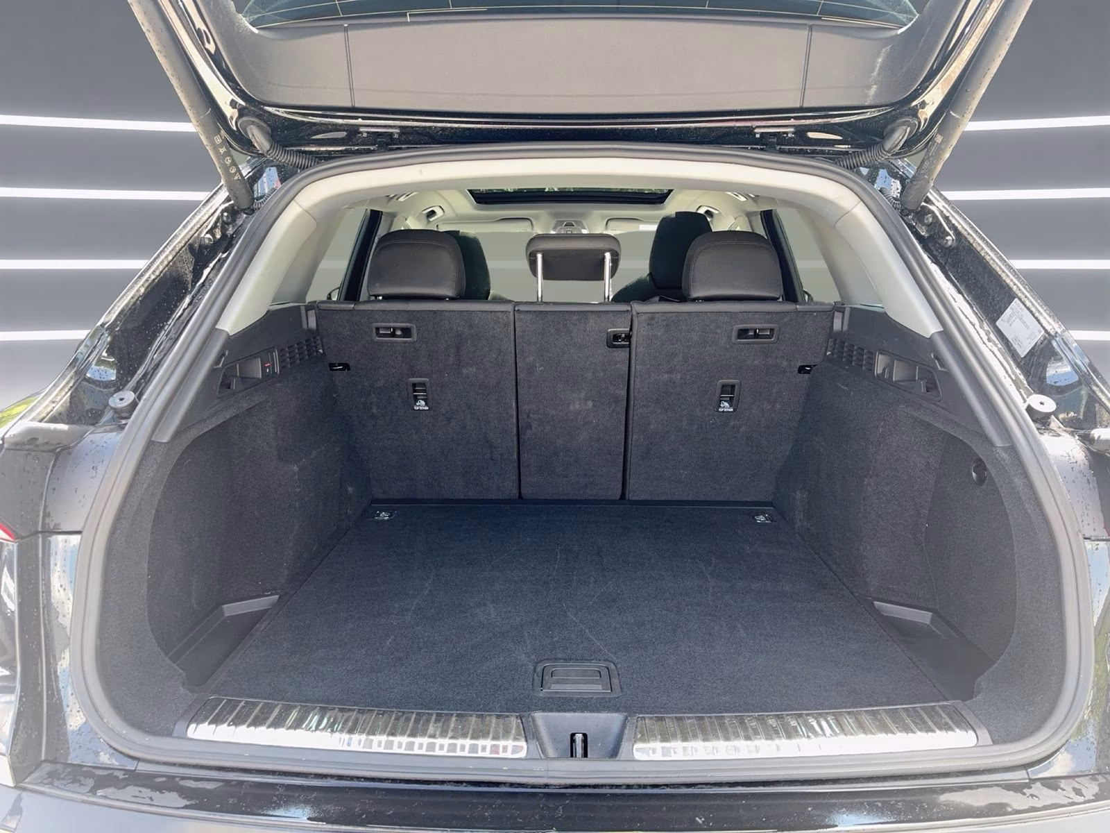 TDI qu AHK PANO Kamera LED NAVI+ ACC PDC 19"