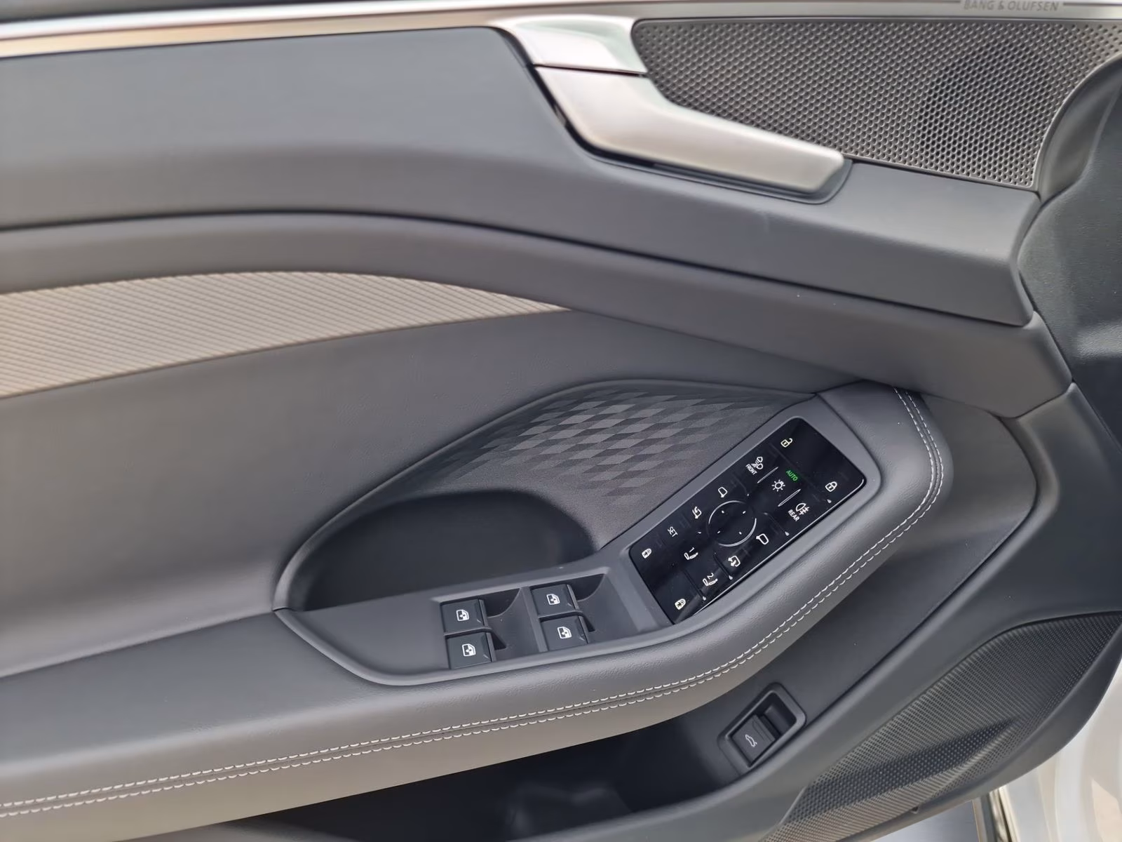 Avant TDI qu S line Tech+ HuD B&amp;O AHK MATRIX