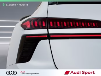 Avant e-hybrid qu edition one UPE 97.540,-